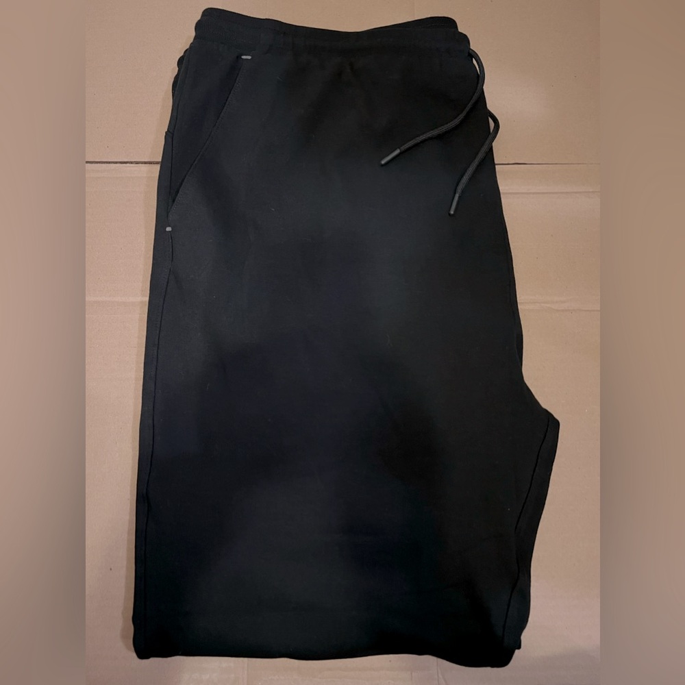 Old Navy Big and Tall Men’s Tech Joggers - 3XLT - Black - Drawstring - New